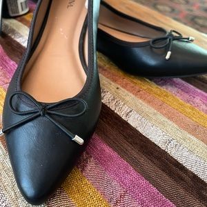 Black Merona side 7 flats